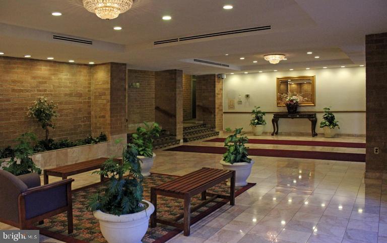 3101 S MANCHESTER ST #713