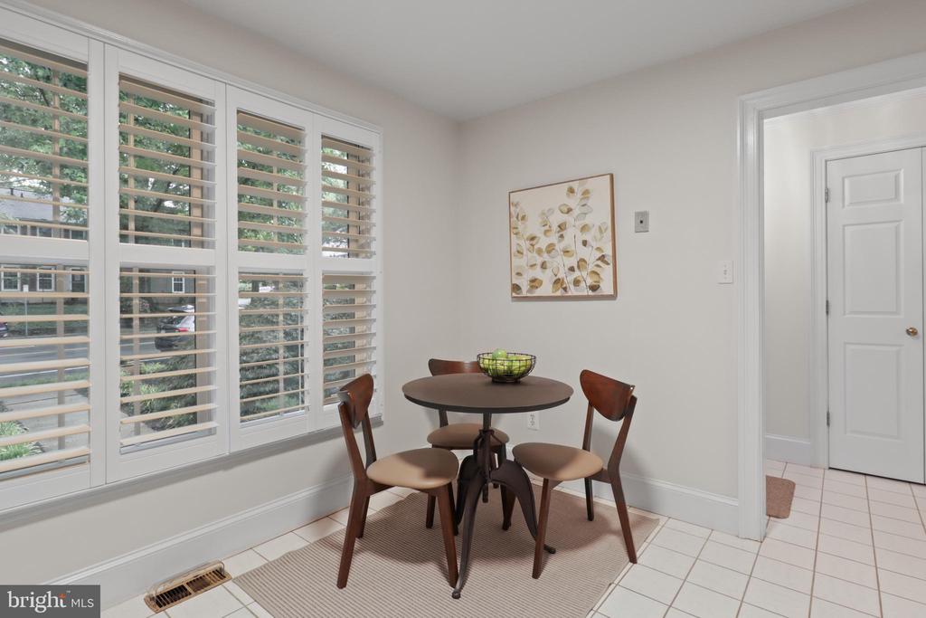 11856 Saint Trinians Ct