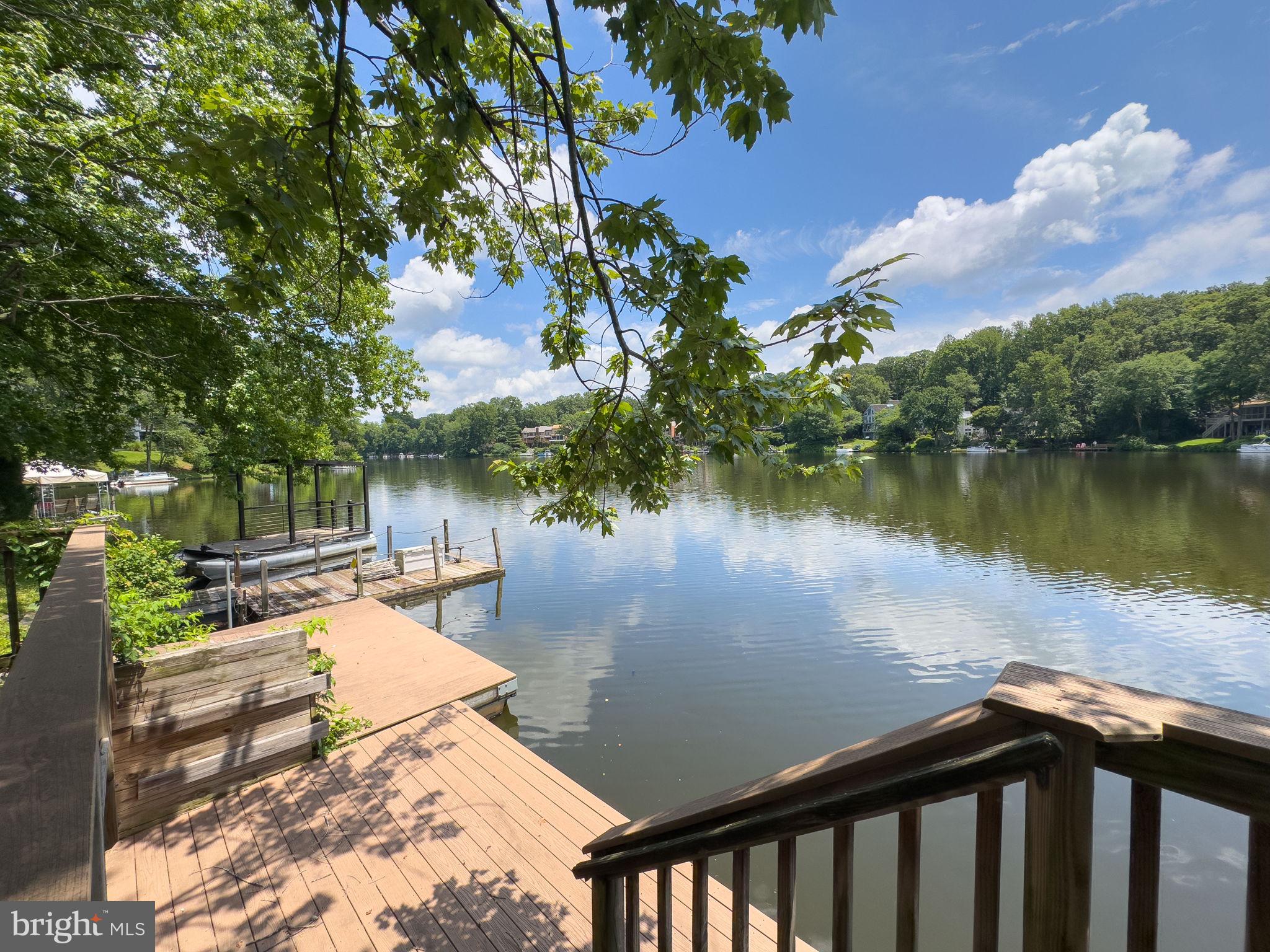 2151 Cabots Point Ln
