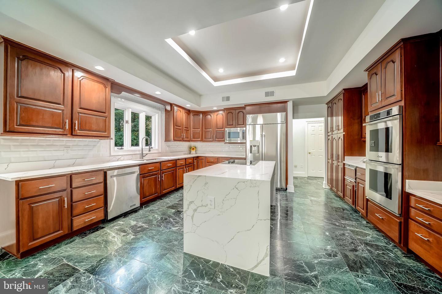 11111 Devereux Station Ln