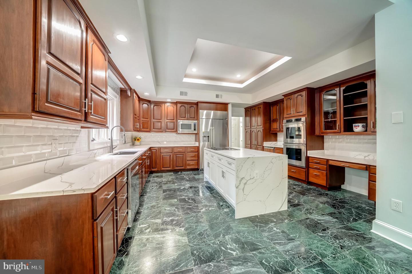 11111 Devereux Station Ln