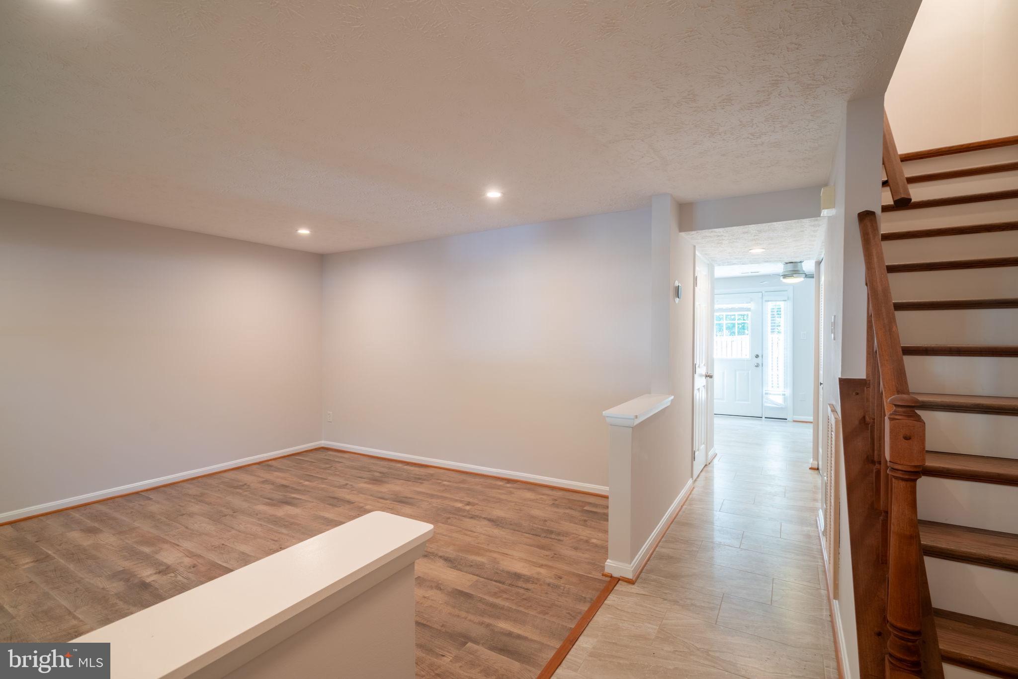 1567 Bennington Woods Ct
