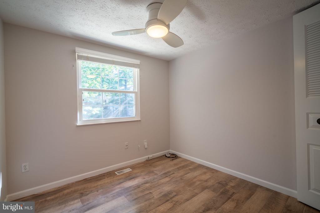 1567 Bennington Woods Ct
