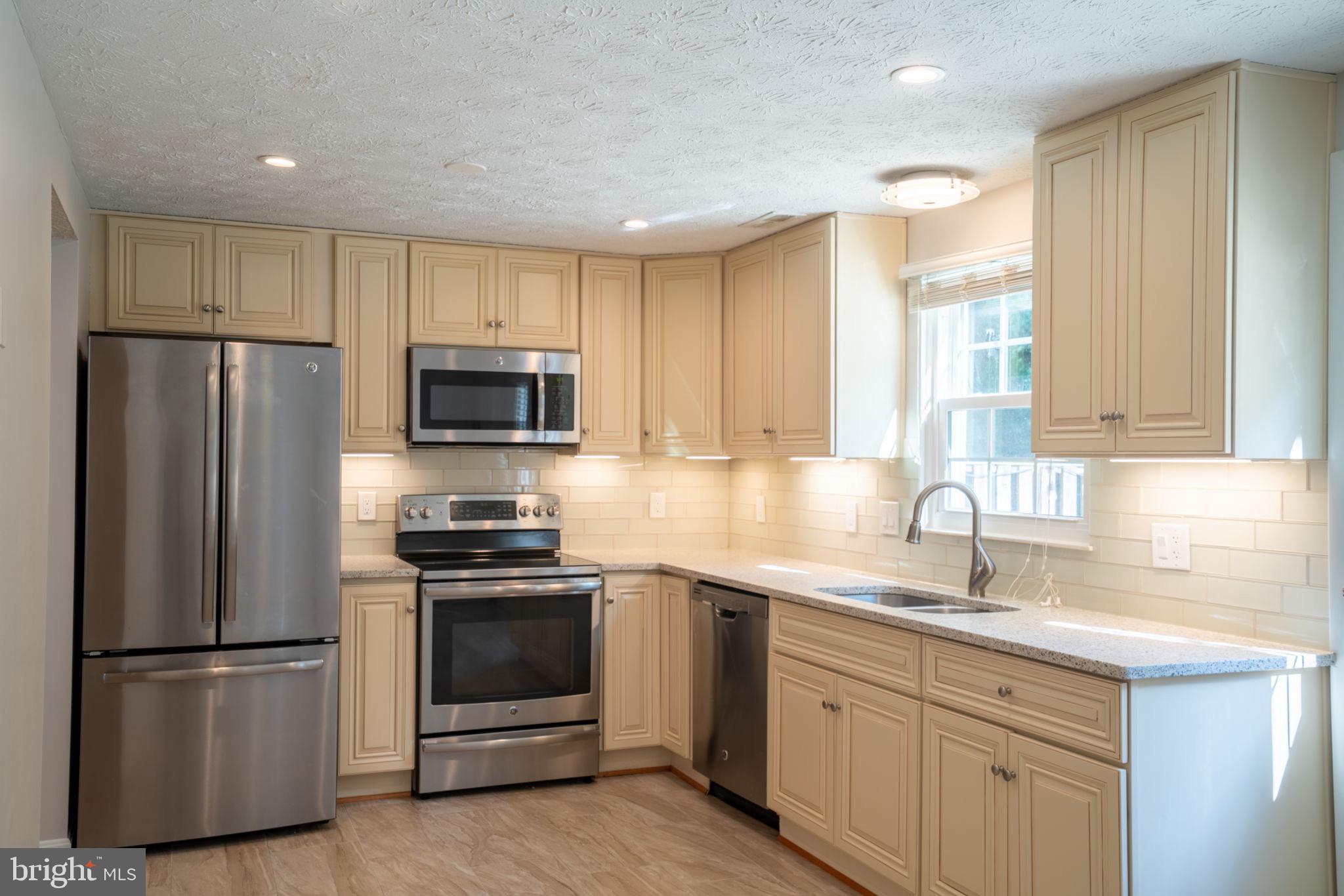 1567 Bennington Woods Ct