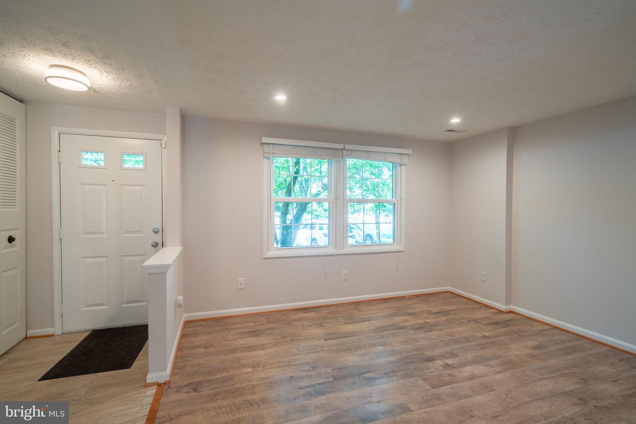 1567 Bennington Woods Ct
