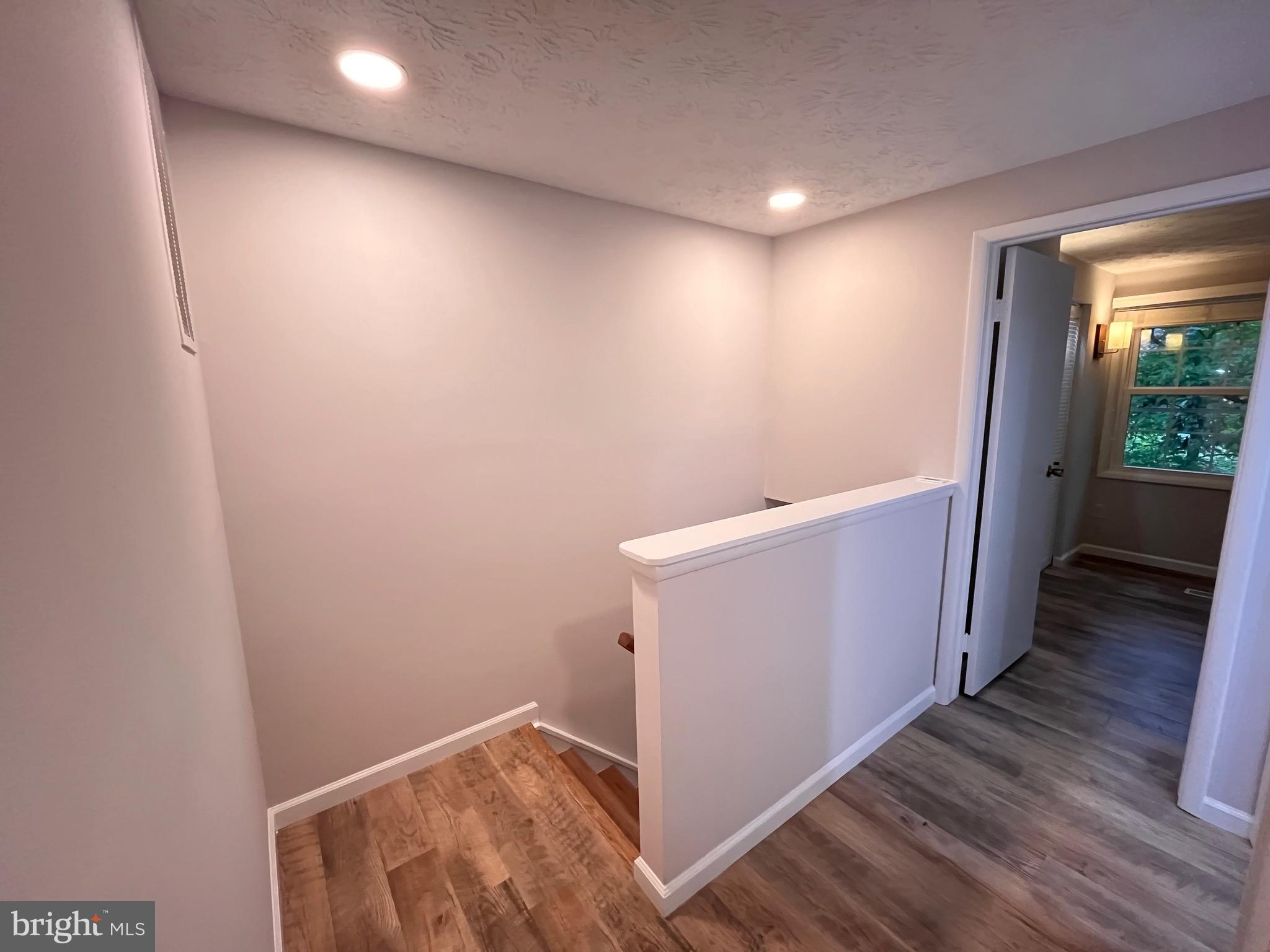 1567 Bennington Woods Ct
