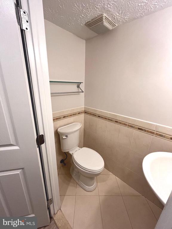1567 Bennington Woods Ct
