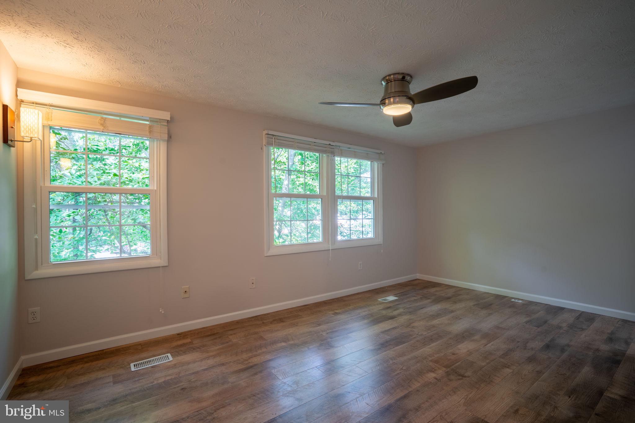 1567 Bennington Woods Ct