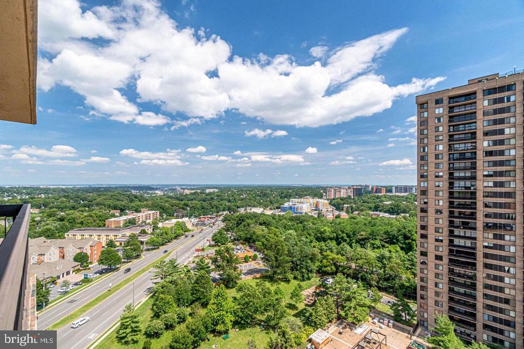 3701 S GEORGE MASON DRIVE 901N