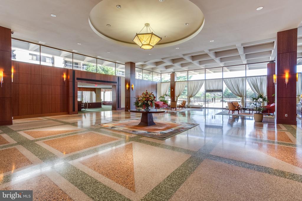 3701 S GEORGE MASON DRIVE 901N