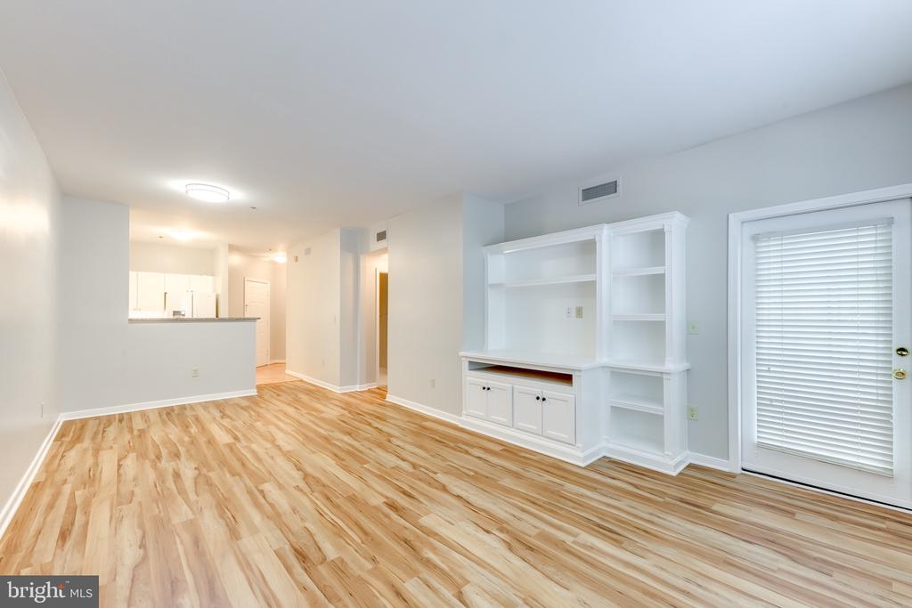 1625 INTERNATIONAL DR #109