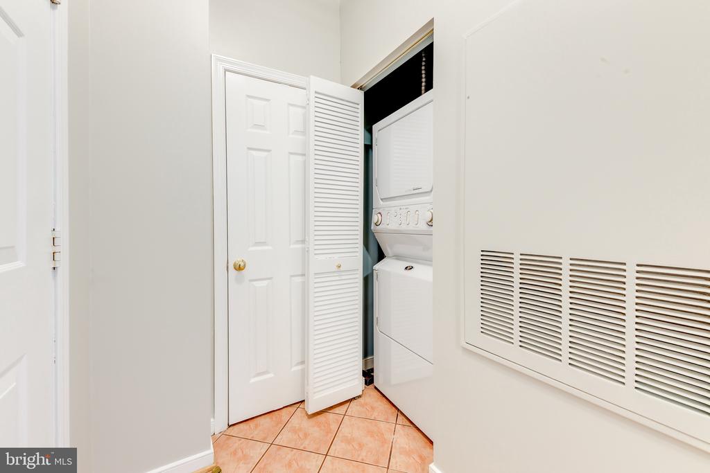 1625 INTERNATIONAL DR #109