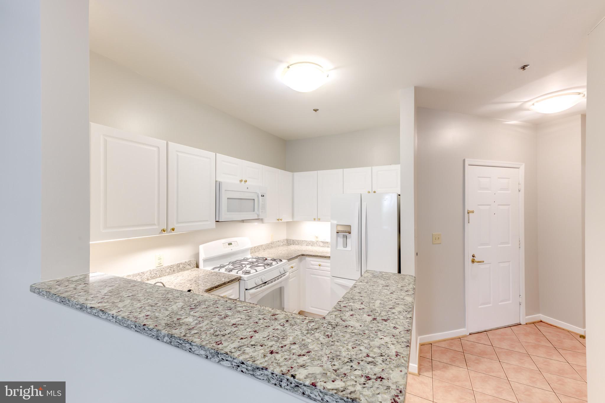 1625 INTERNATIONAL DR #109