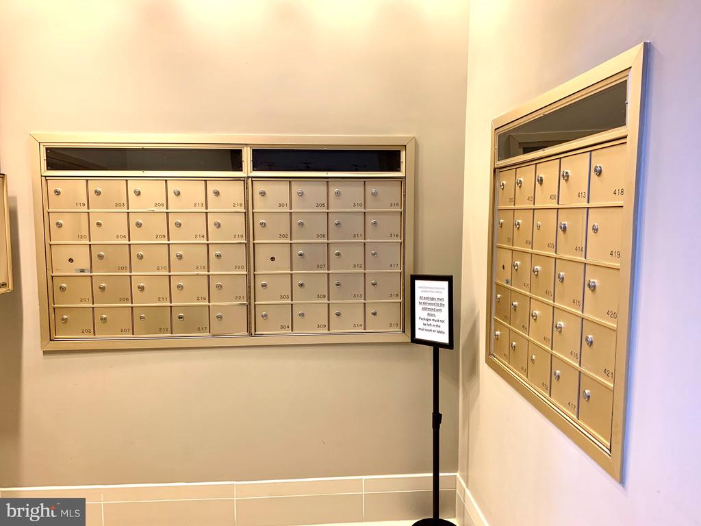 1625 INTERNATIONAL DR #109