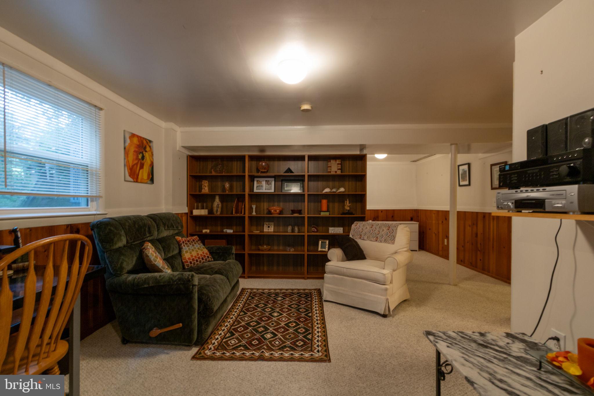 6504 CARRIAGE DRIVE