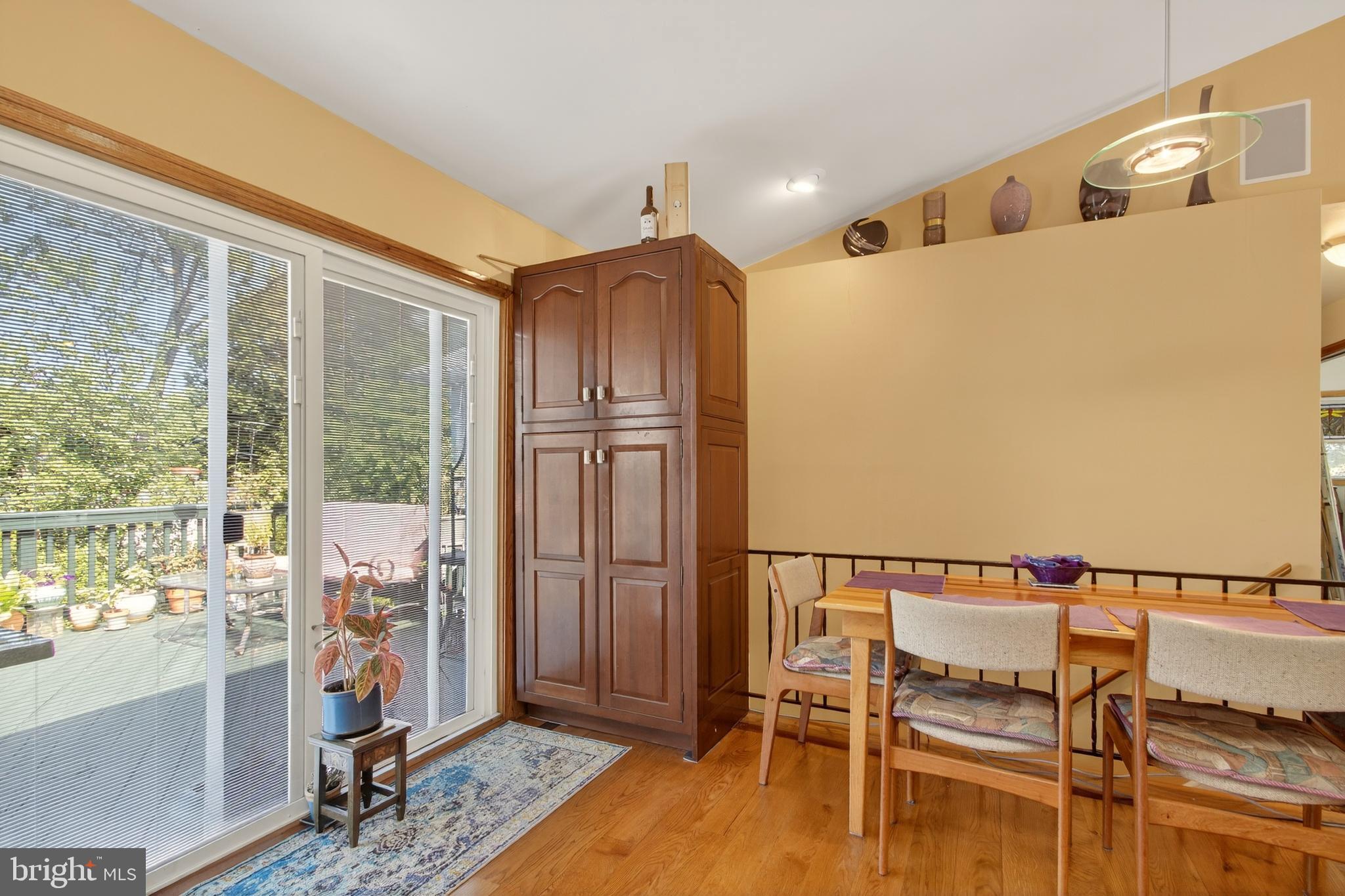 6504 CARRIAGE DRIVE