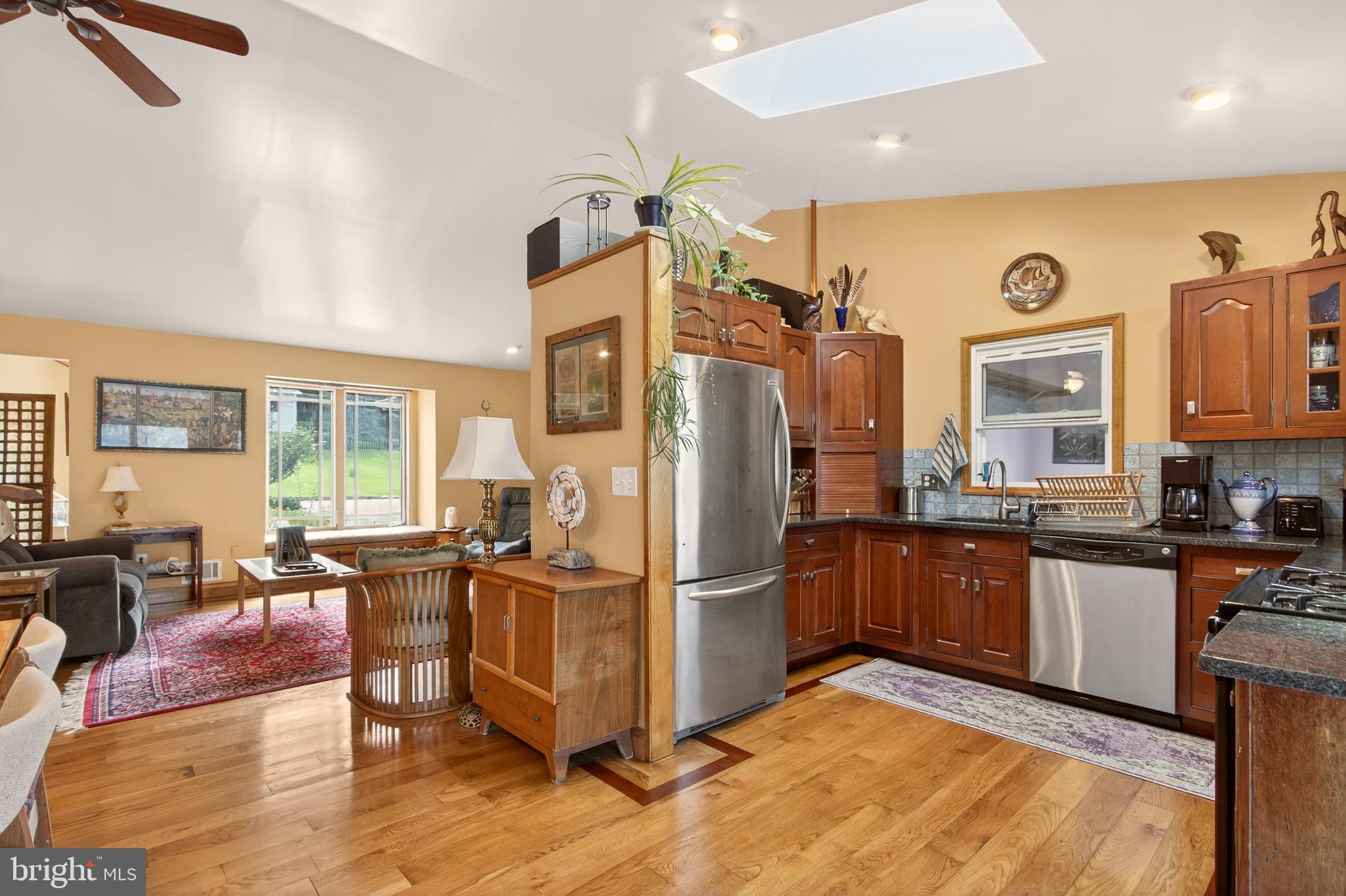 6504 CARRIAGE DRIVE