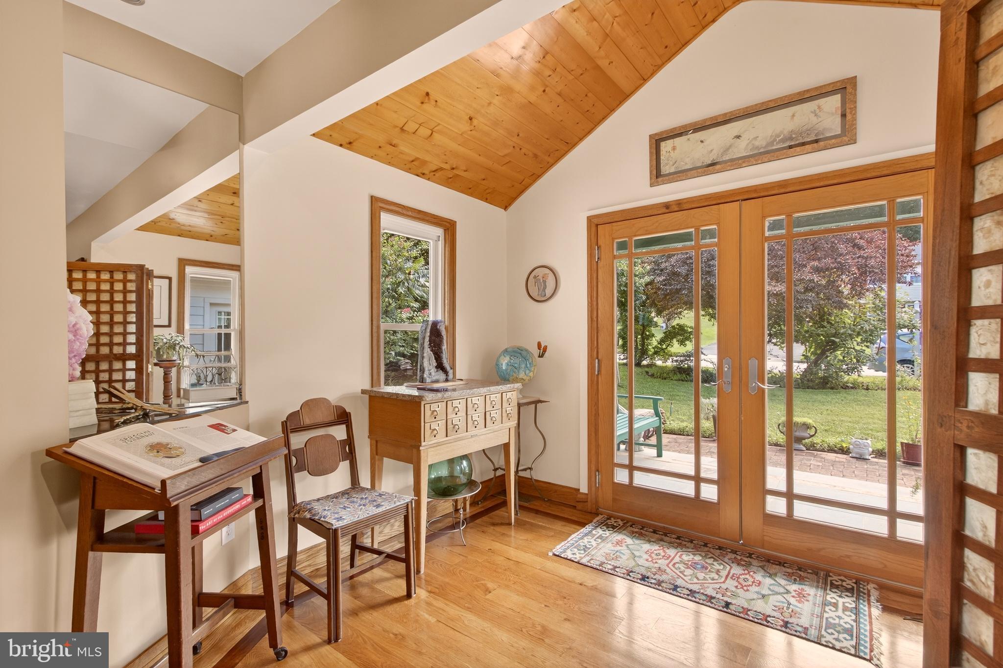 6504 CARRIAGE DRIVE