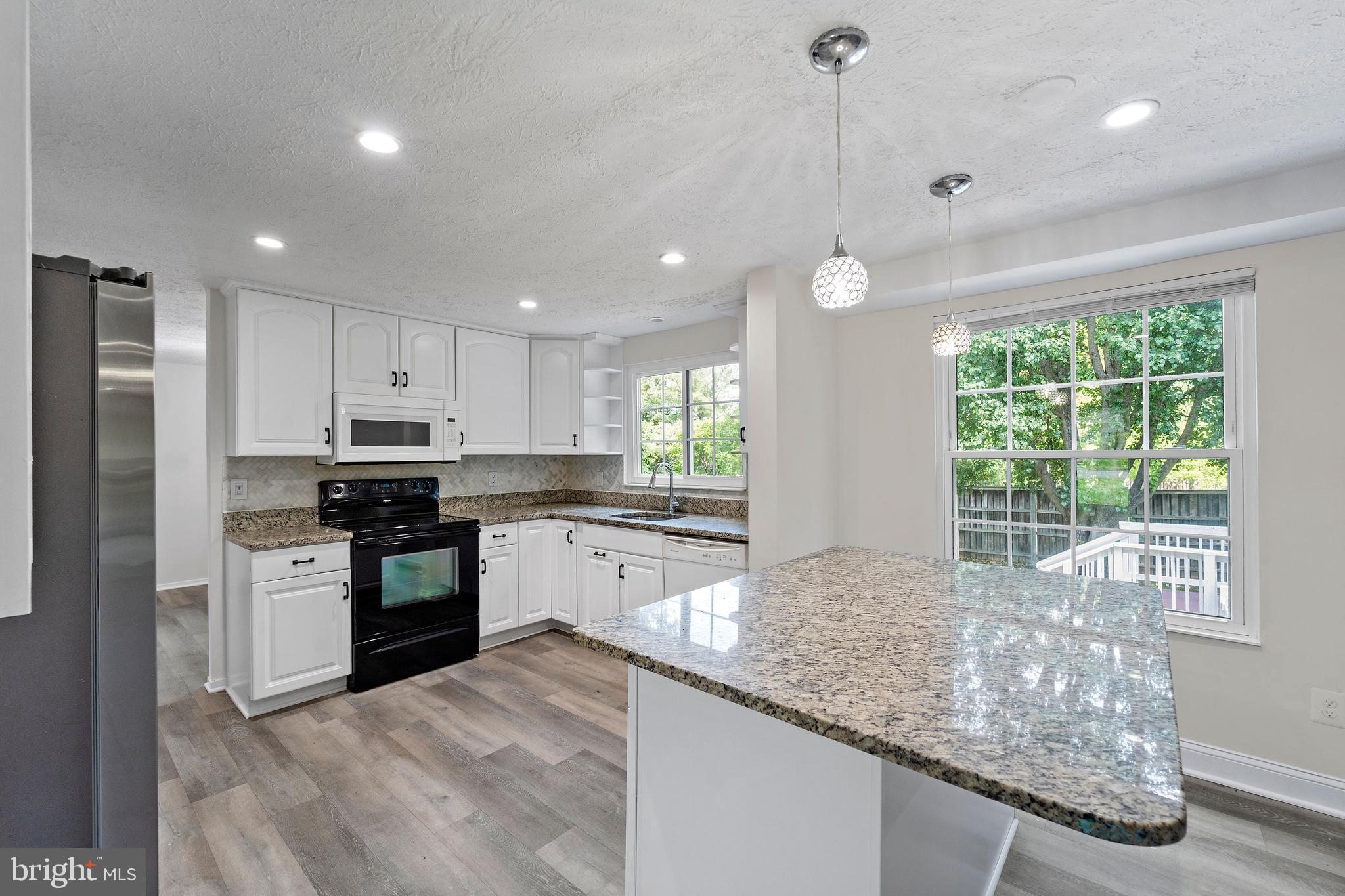 12312 STREAMVALE CIR