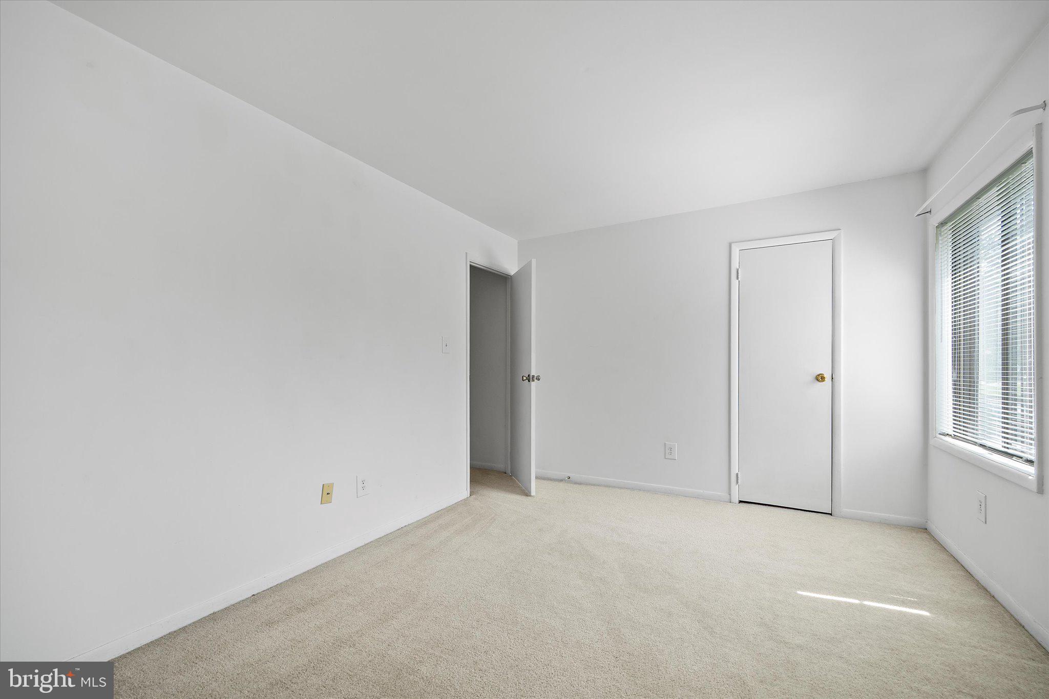 500 EARLY FALL CT