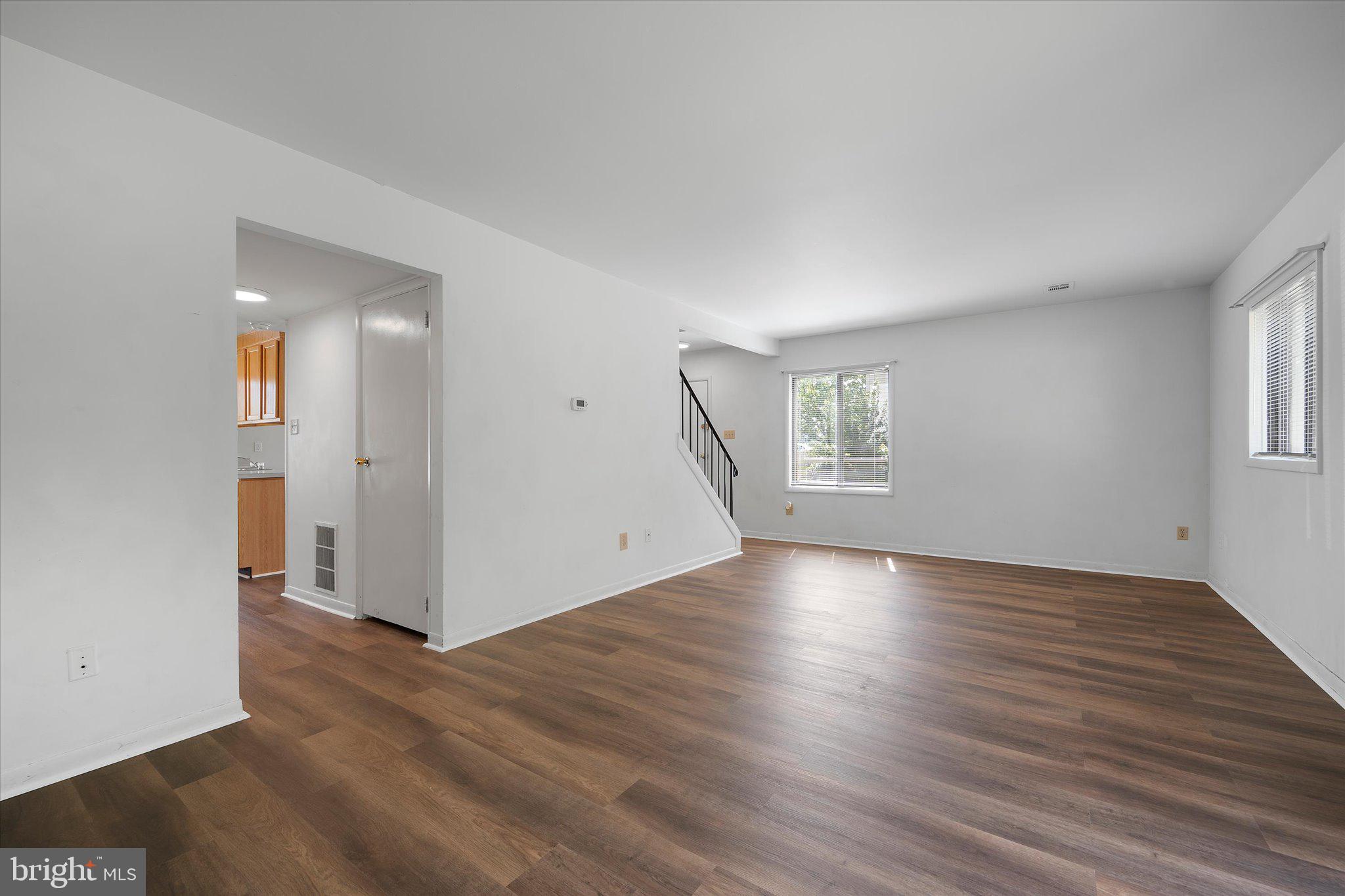 500 EARLY FALL CT