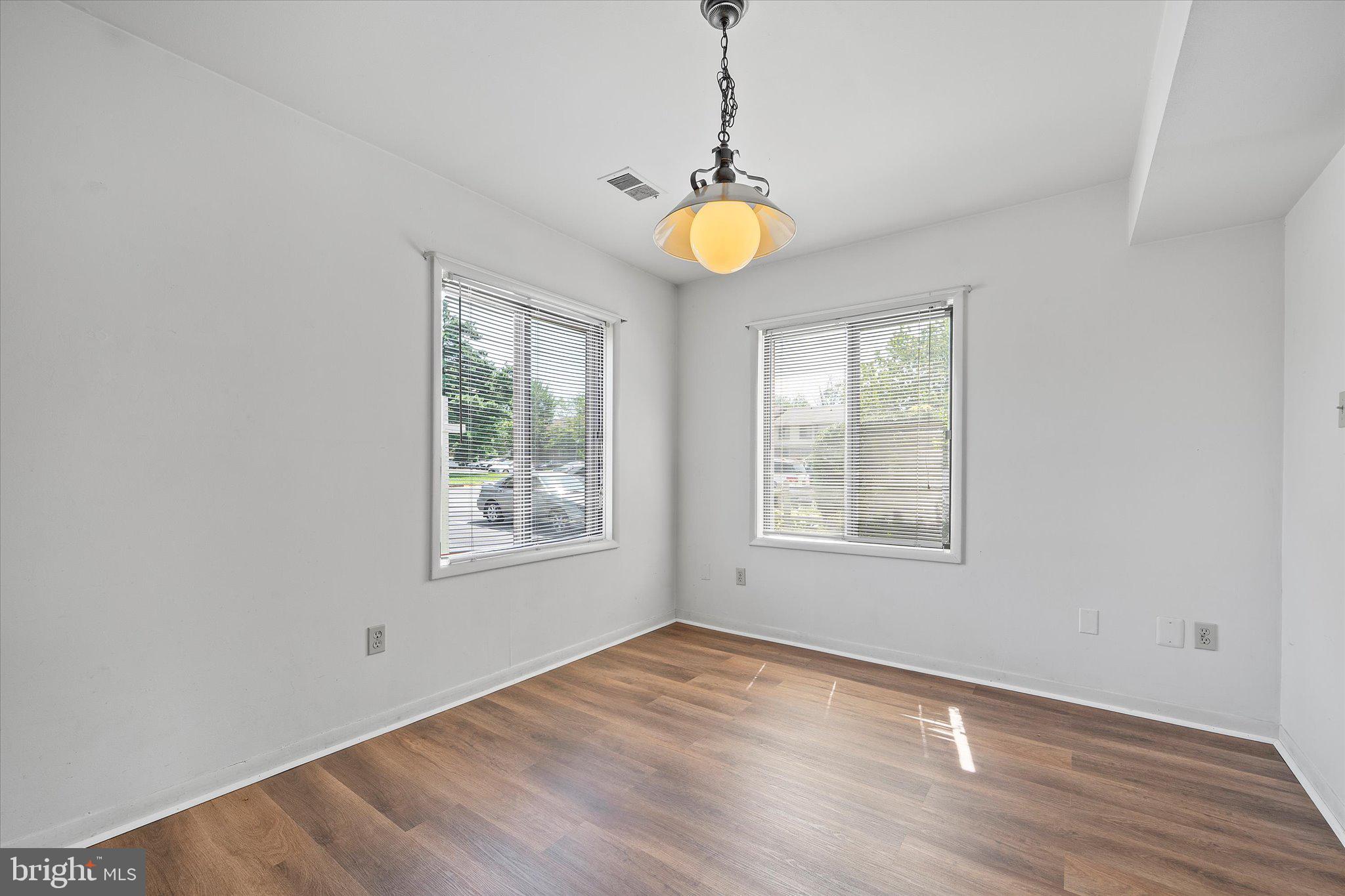 500 EARLY FALL CT