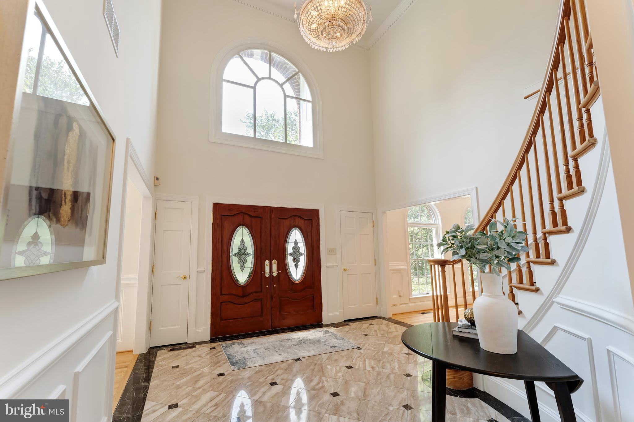 250 Golden Woods Ct