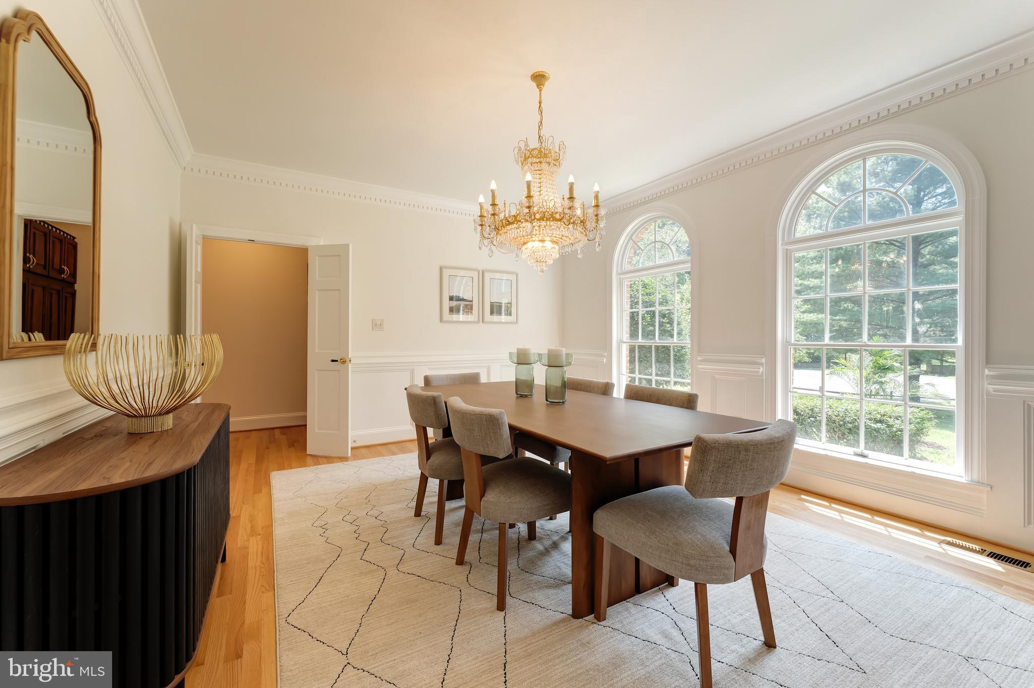 250 Golden Woods Ct