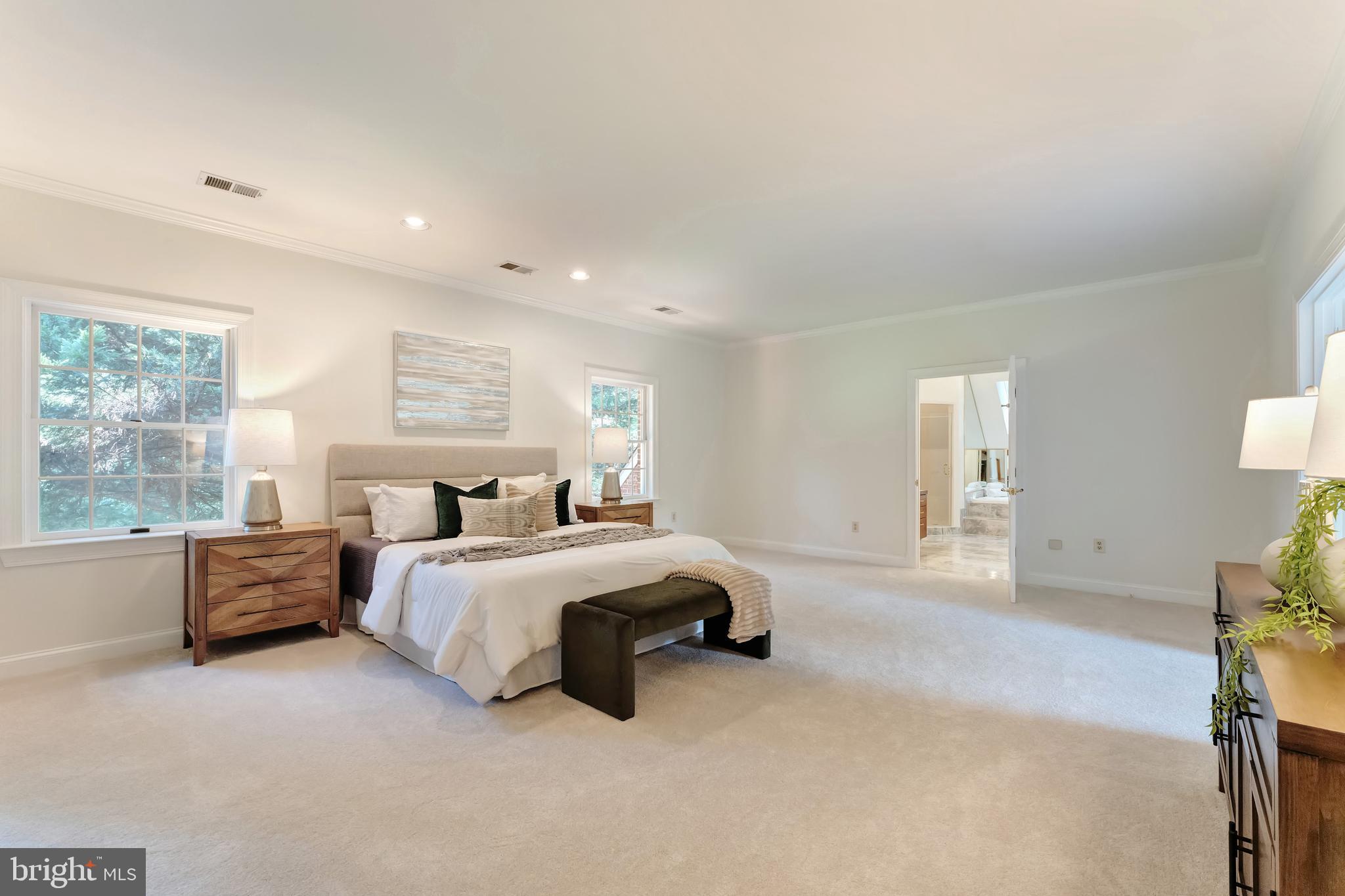 250 Golden Woods Ct