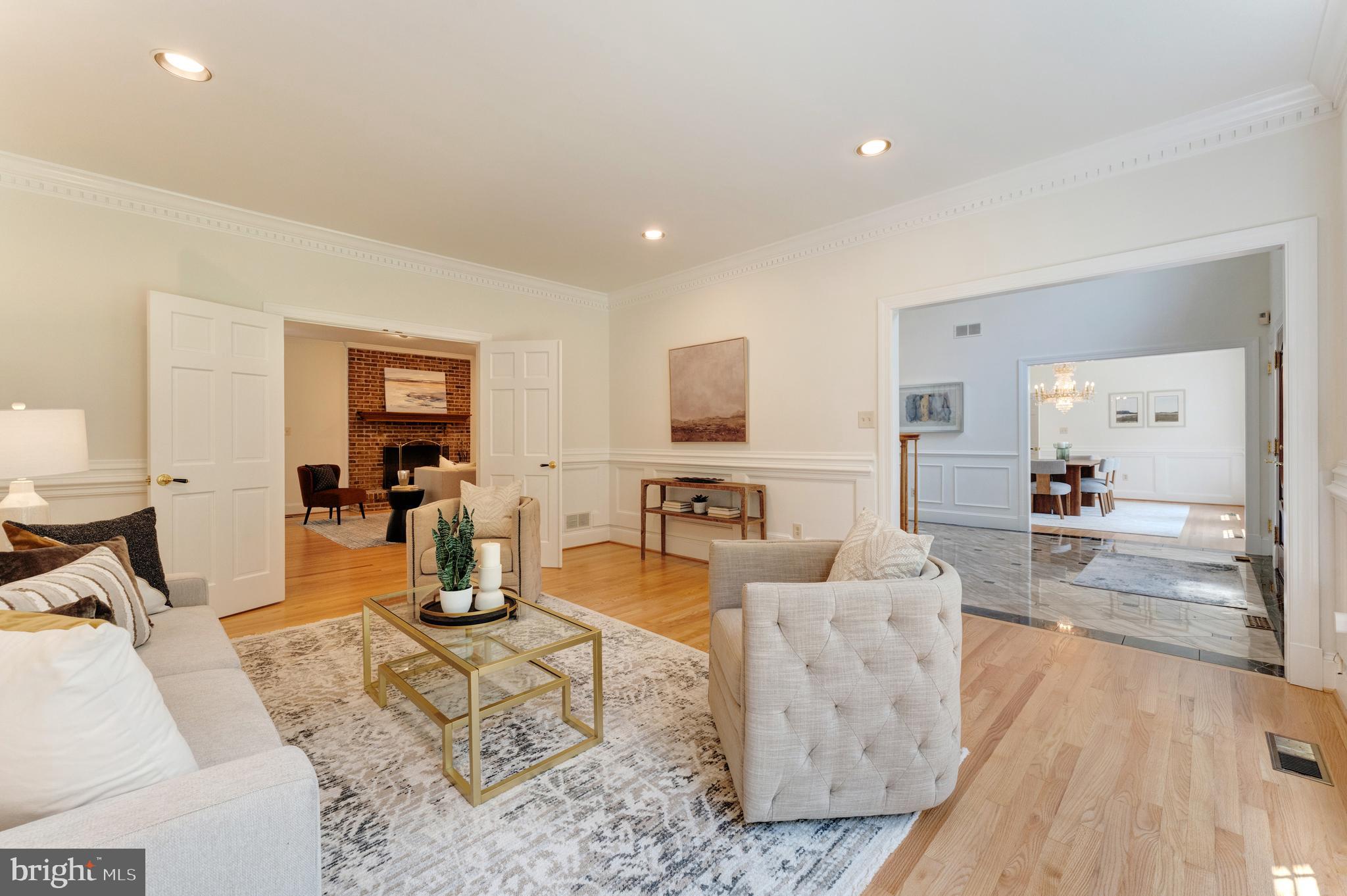 250 Golden Woods Ct