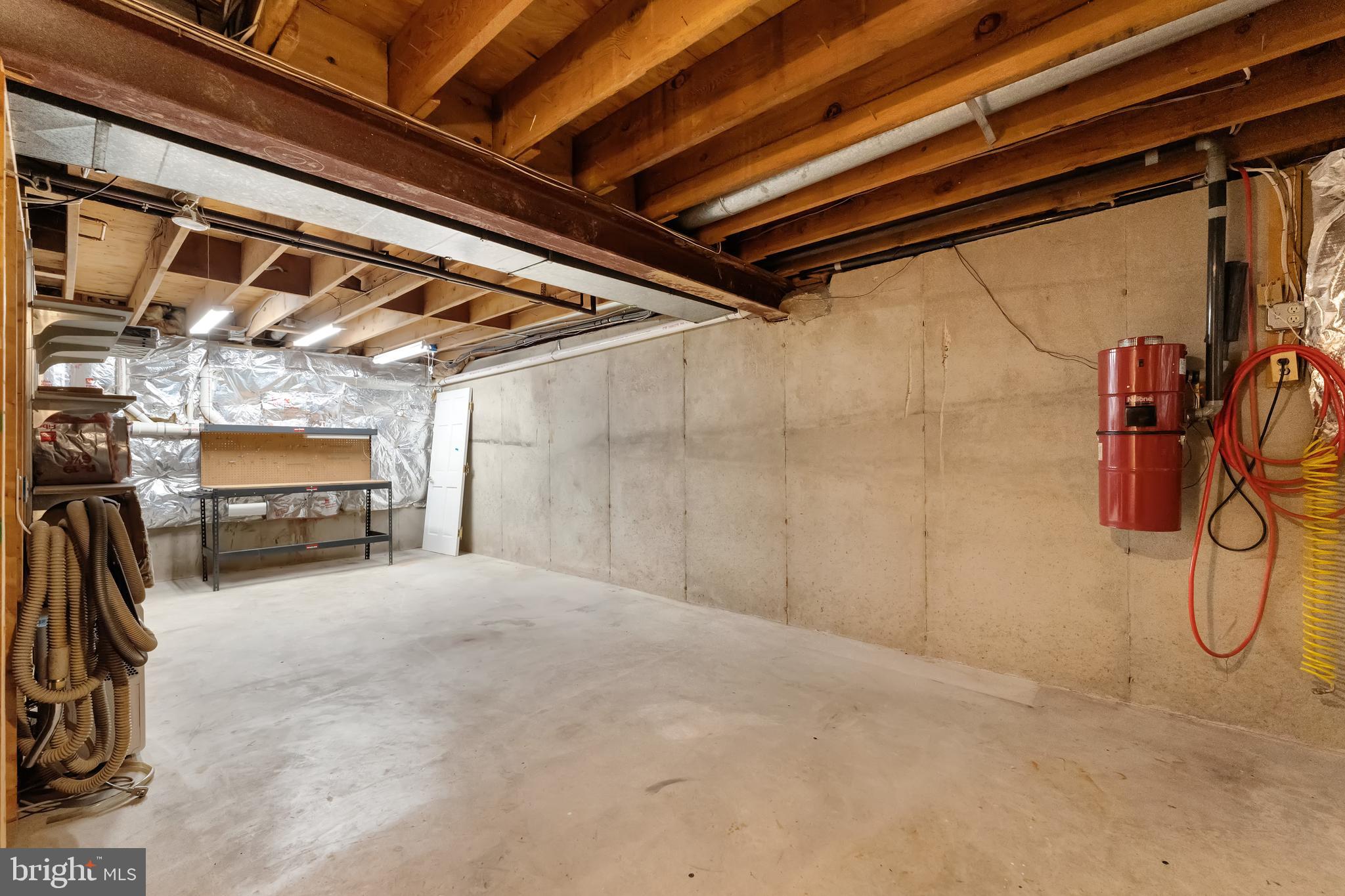 250 Golden Woods Ct