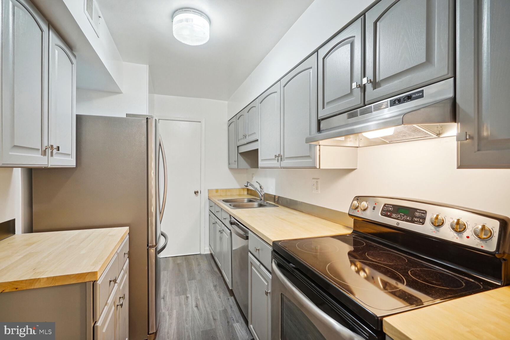 5900-J PRINCE GEORGE DR #337