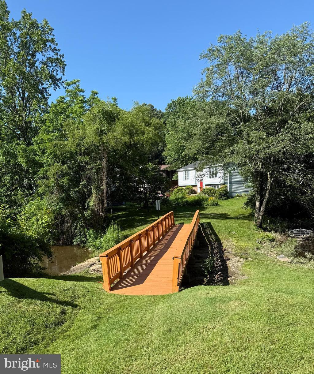 9416 Mirror Pond Dr