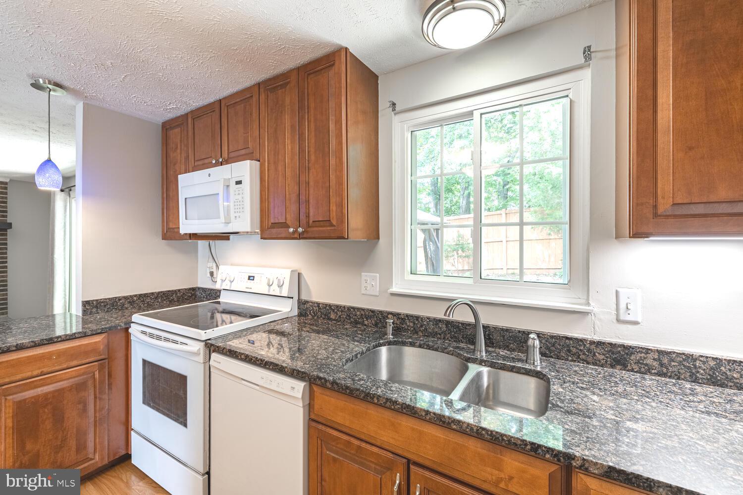 9416 Mirror Pond Dr