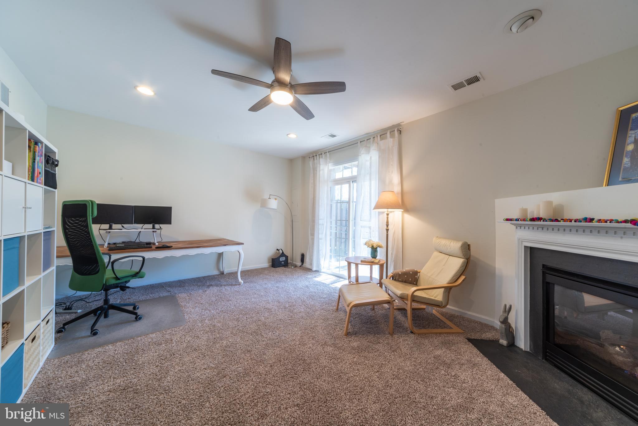 6931 ROLLING CREEK WAY