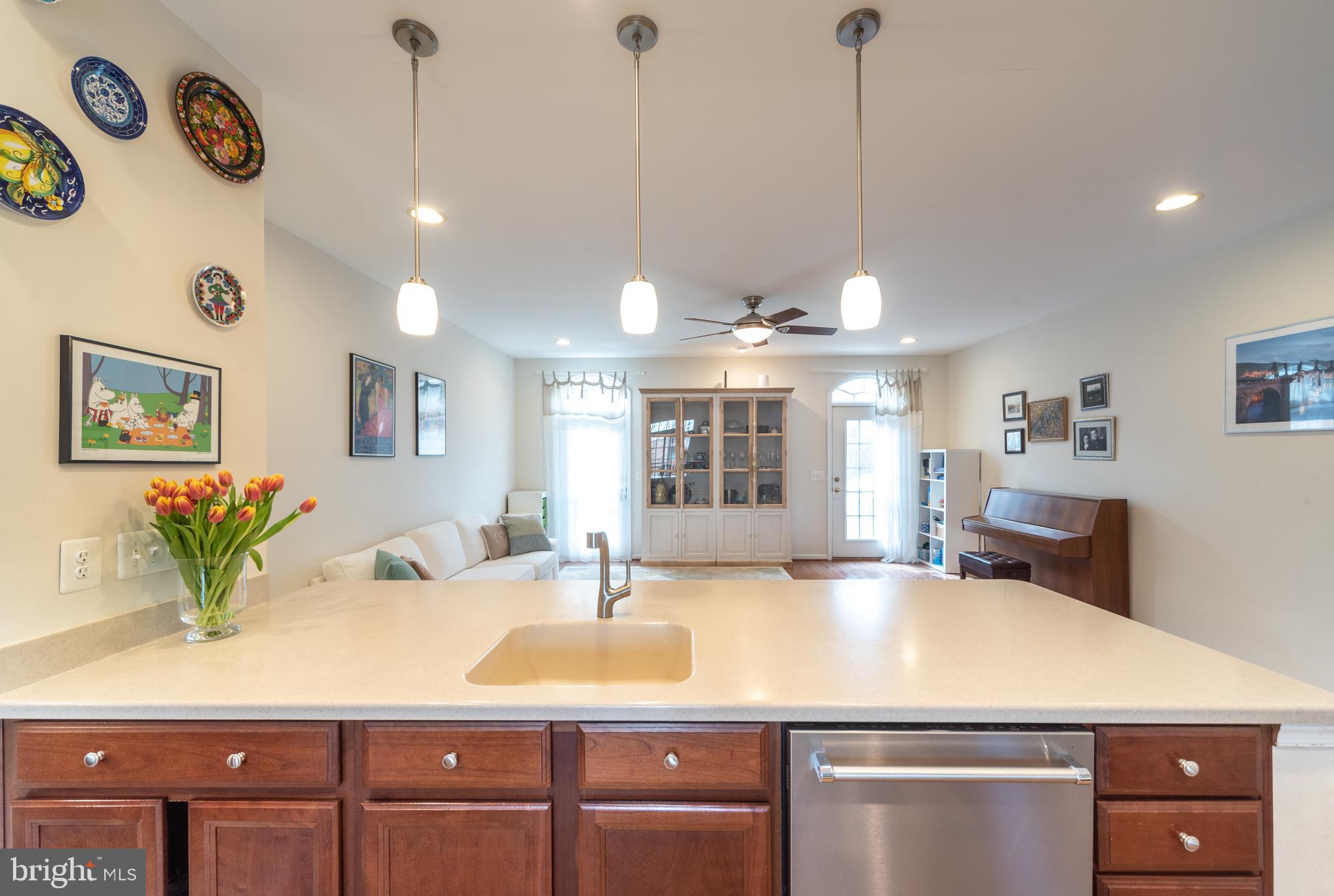 6931 ROLLING CREEK WAY