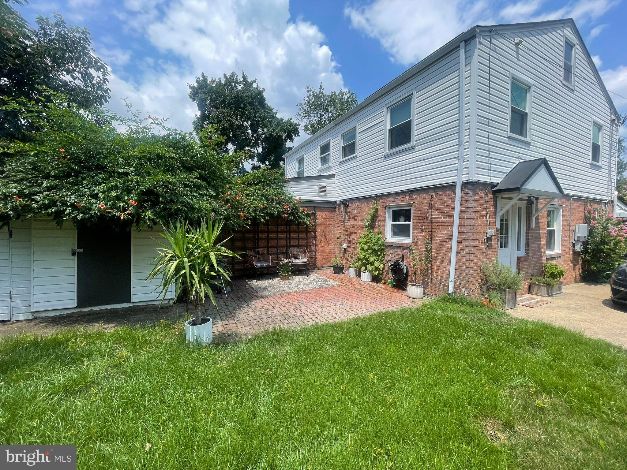 2313 FAIRVIEW TERRACE