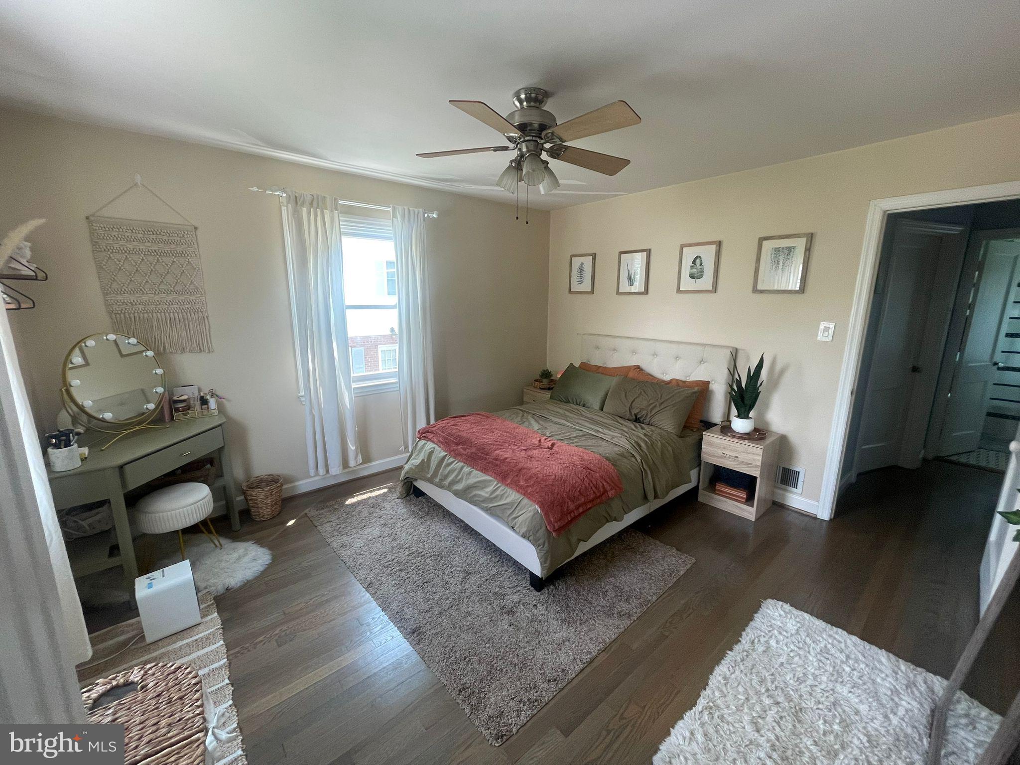 2313 FAIRVIEW TERRACE