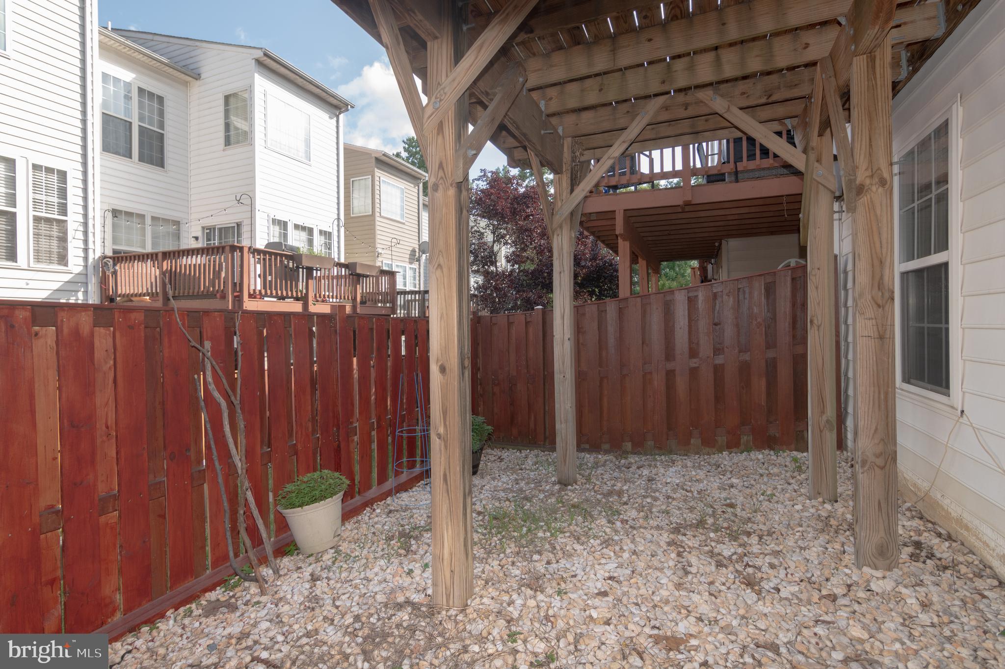6313 BURGUNDY LEAF LN
