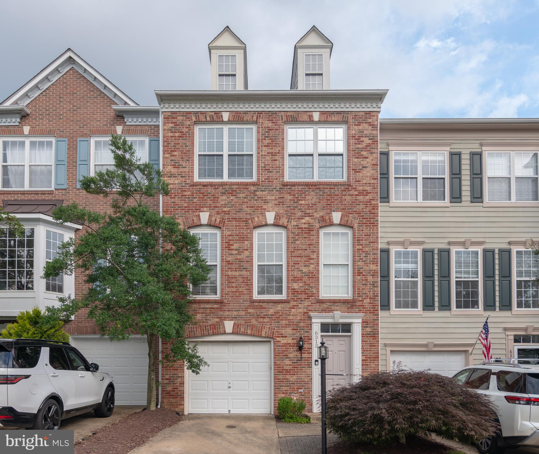 6313 BURGUNDY LEAF LN