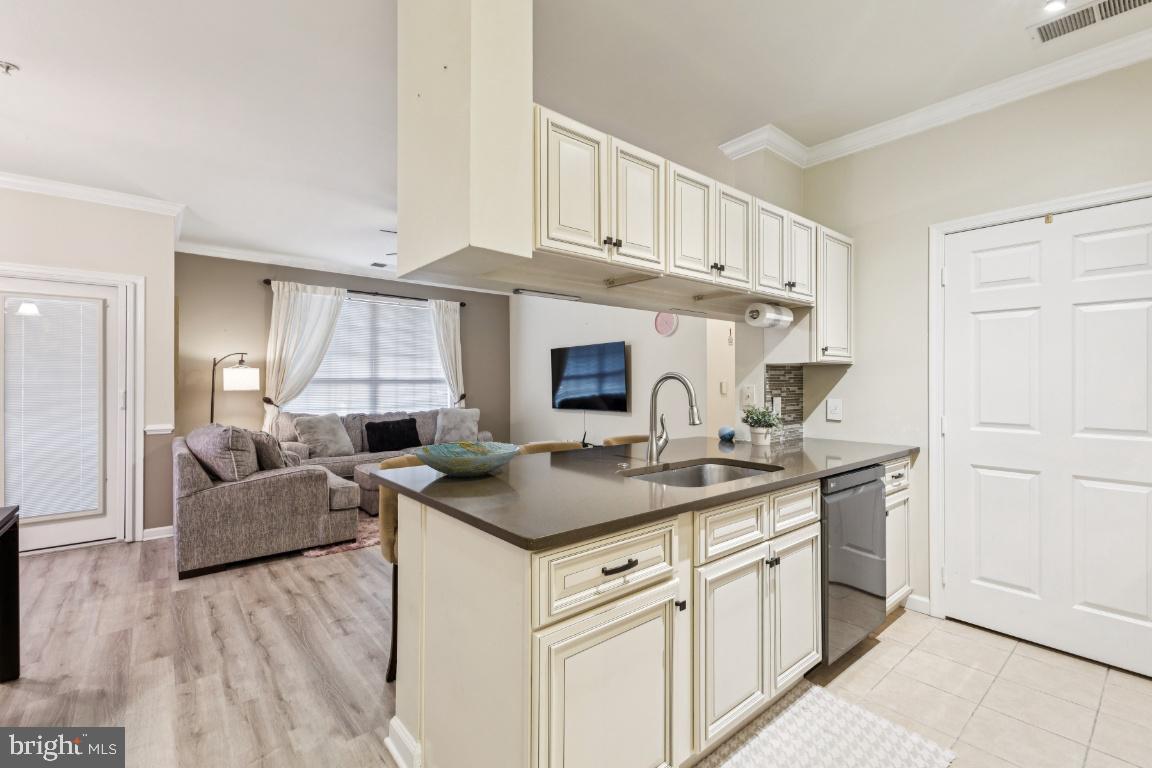 12909 Centre Park Cir #107