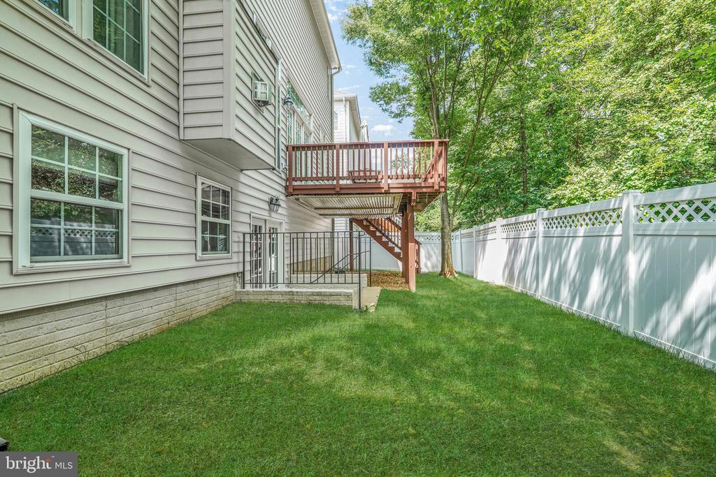 7013 Stone Inlet Dr
