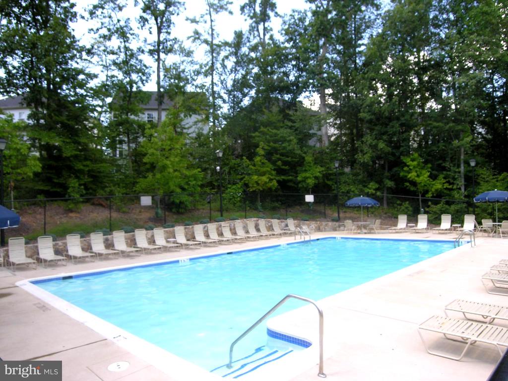 7013 Stone Inlet Dr