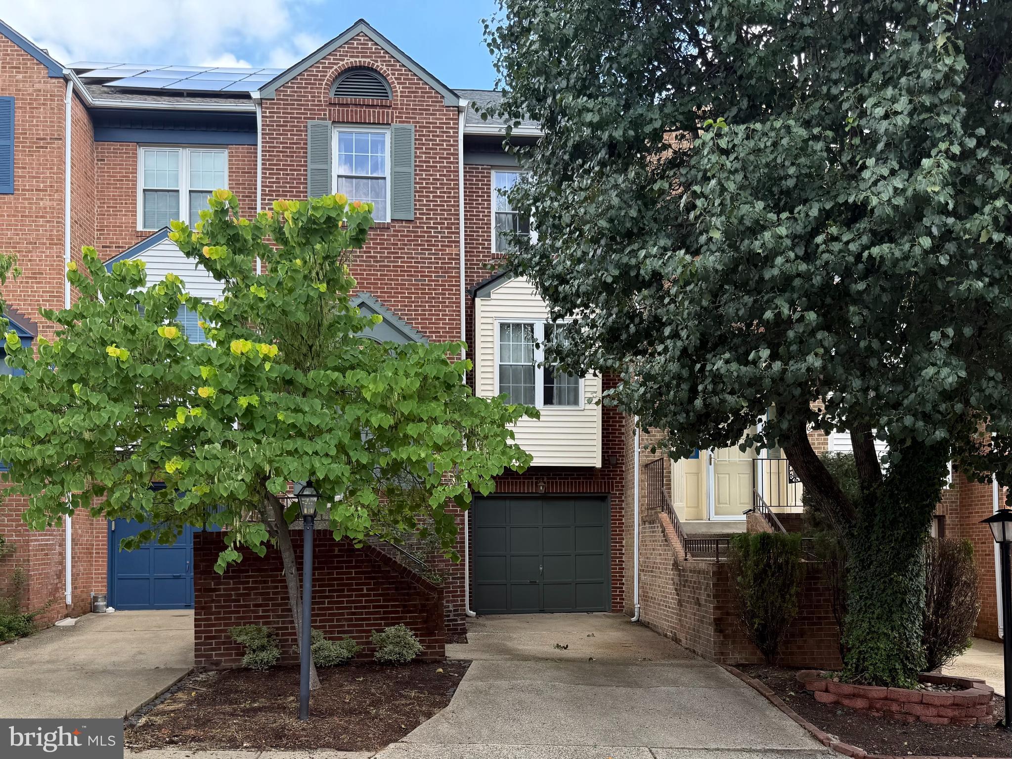 6152 CASTLETOWN WAY