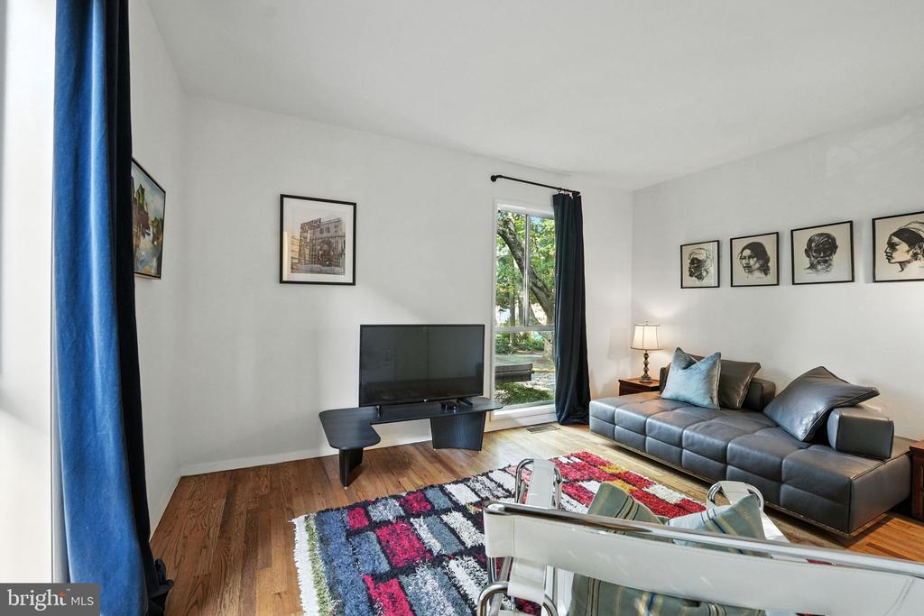 11515 Links Dr