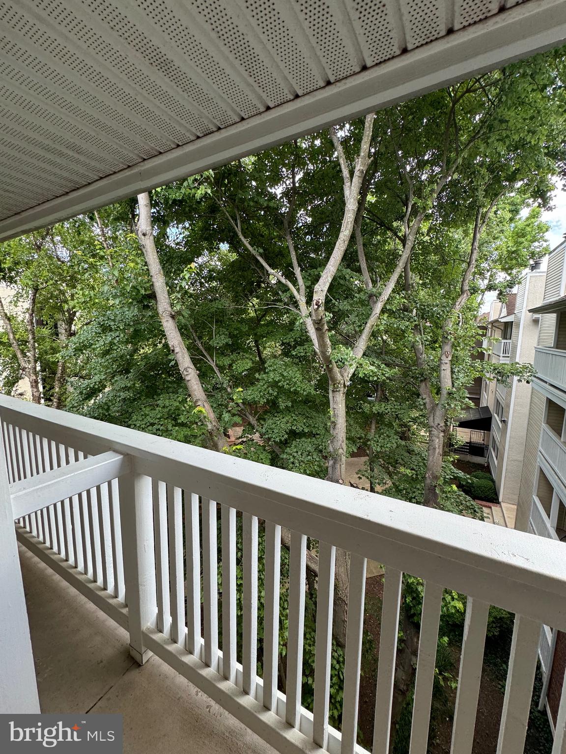 1524 LINCOLN WAY 404