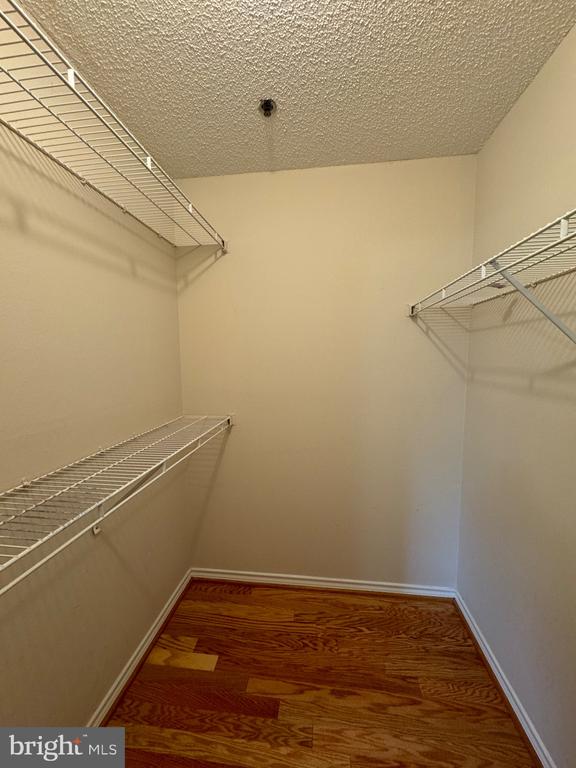 1524 LINCOLN WAY 404