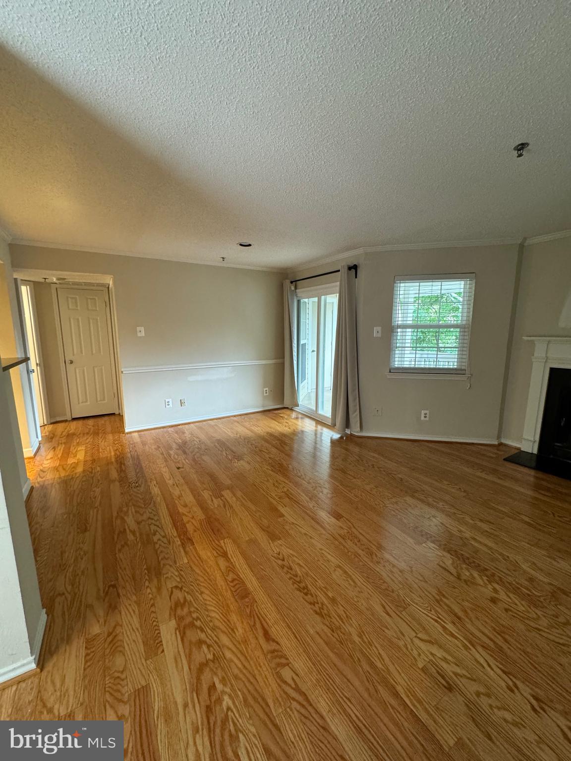 1524 LINCOLN WAY 404