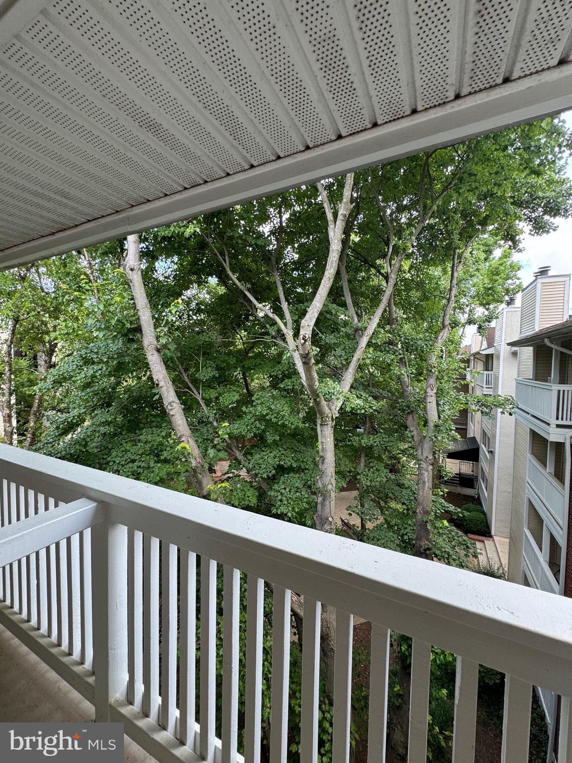 1524 LINCOLN WAY 404