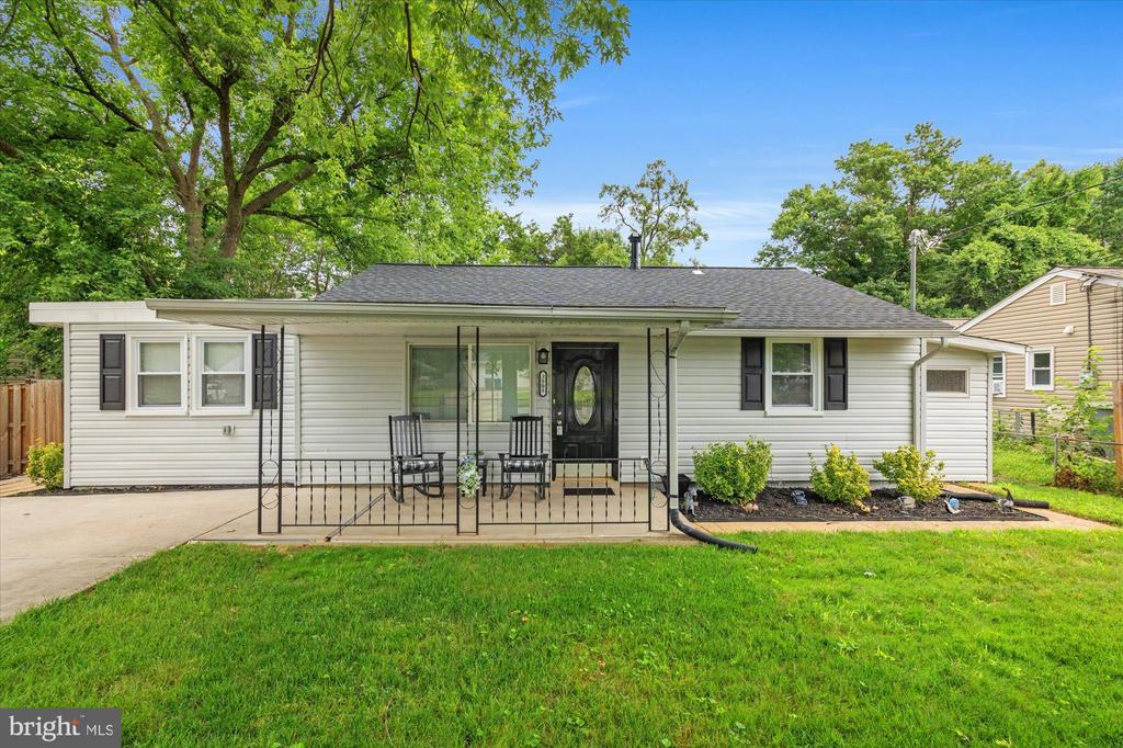 3908 ELMWOOD DRIVE